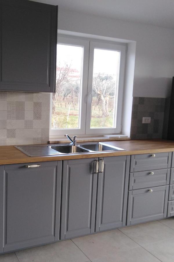 Vila Dubravka - Schoen Und Komfortabel Inmitten Von Olivenbaeumen Und Weinbergen Mit Whirlpool Valtura Dış mekan fotoğraf